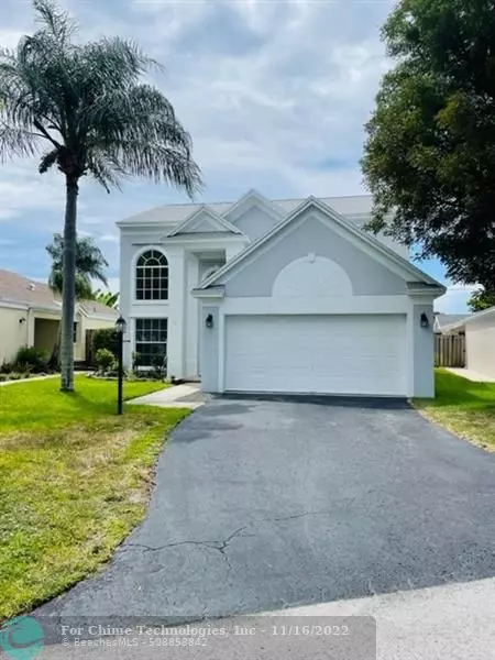 15 Swallow Dr, Boynton Beach, FL 33436