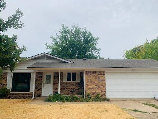 1109 S Valentine Drive, Sherman, TX 75090