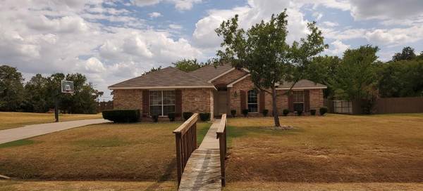 105 Faircrest Drive, Krugerville, TX 76227