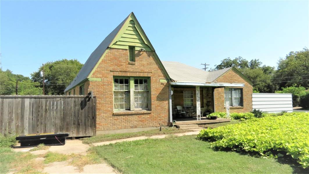 6045 Wofford Avenue, Dallas, TX 75227