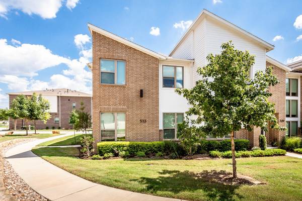 533 Division Street, Plano, TX 75075