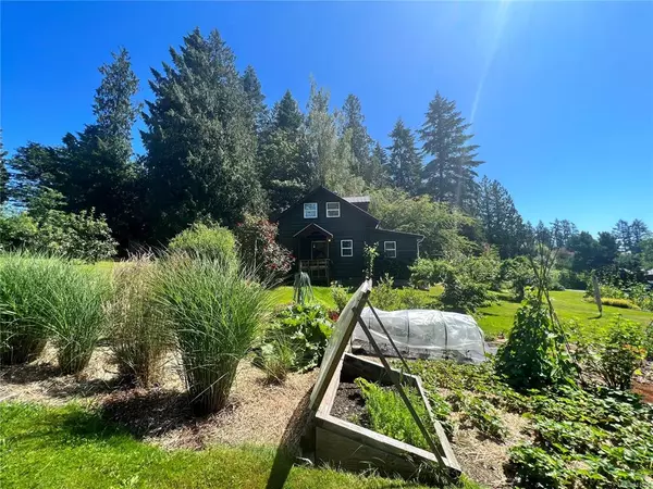 Salt Spring, BC V8K 2M3,272 Rainbow Rd