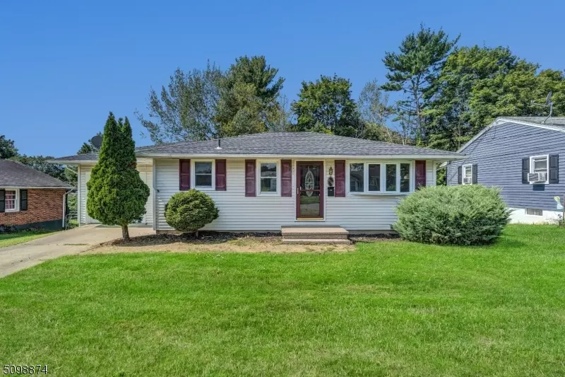 410 Pershing Ave, Pohatcong Twp., NJ 08865