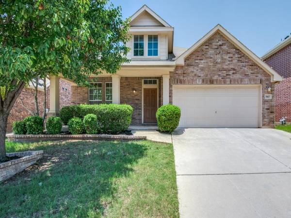 3817 Denridge Lane, Fort Worth, TX 76262