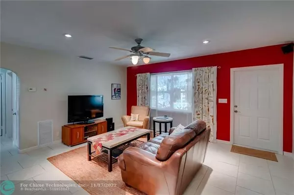 Fort Lauderdale, FL 33315,901 SW 18th Ct