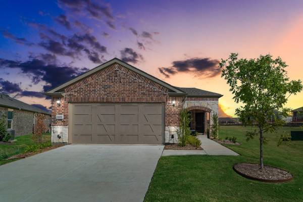 1025 Memorial Drive, Little Elm, TX 76227