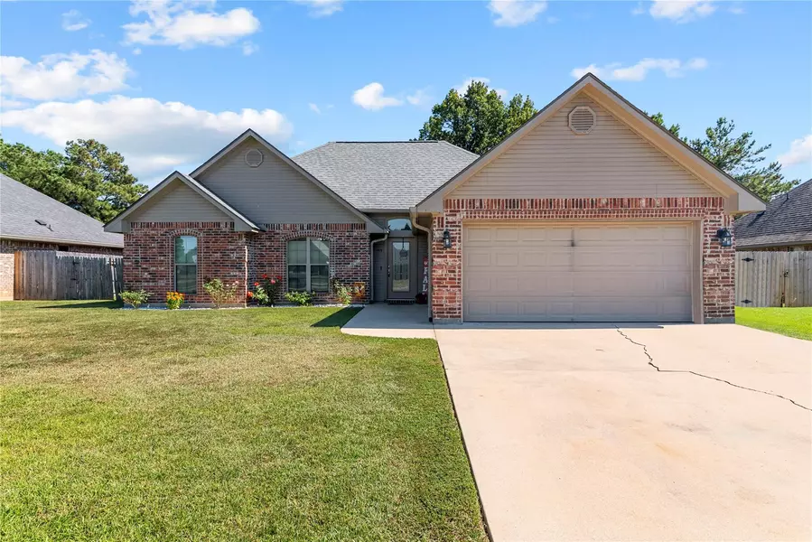 145 Lola Circle, Benton, LA 71006