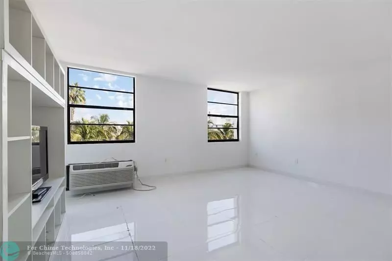 710 Washington Avenue  #418, Miami Beach, FL 33139