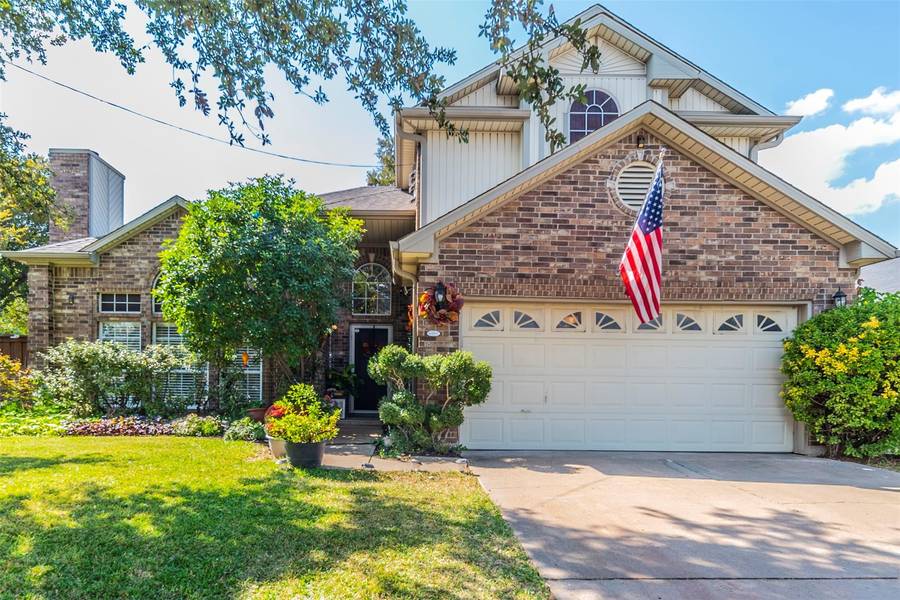 4445 Rosedale Drive, Grand Prairie, TX 75052