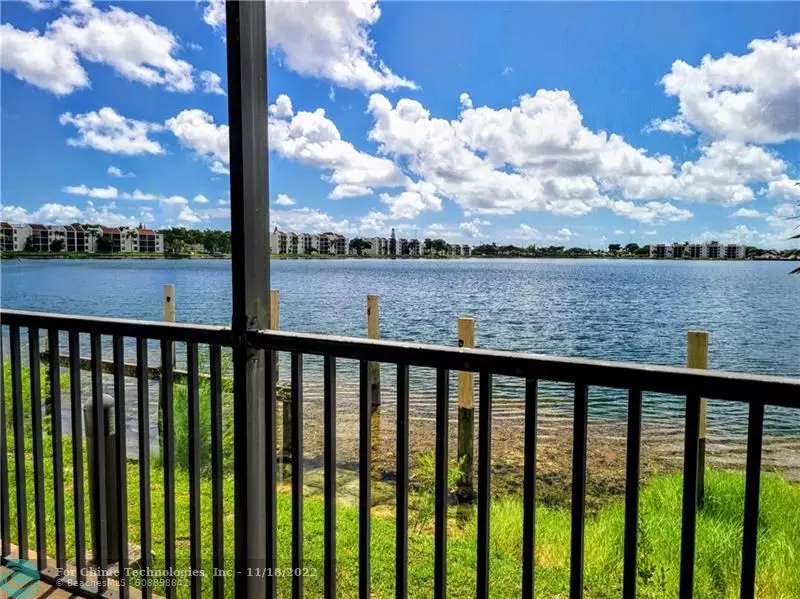 106 Lake Emerald Dr  #104, Oakland Park, FL 33309