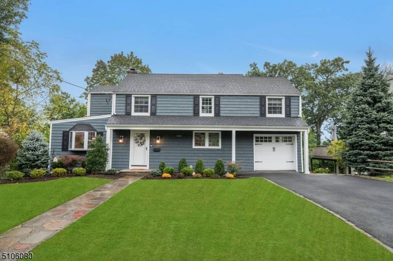 29 Coolidge Ave, West Caldwell Twp., NJ 07006