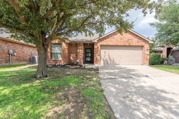 4549 Grassy Glen Drive, Fort Worth, TX 76244