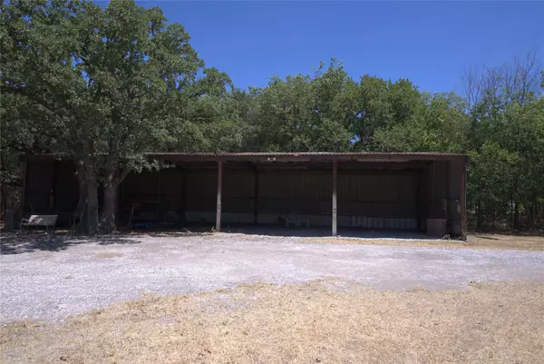 Joshua, TX 76058,1612 Royalwood Circle