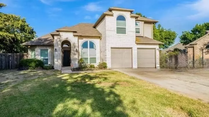 917 Carver Circle, Lewisville, TX 75077