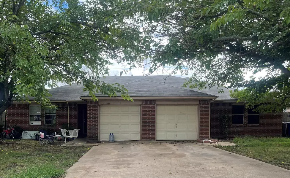 716 Prairie Creek Drive, Princeton, TX 75407