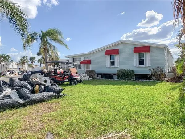 Fort Myers Beach, FL 33931,17500 Primrose CT