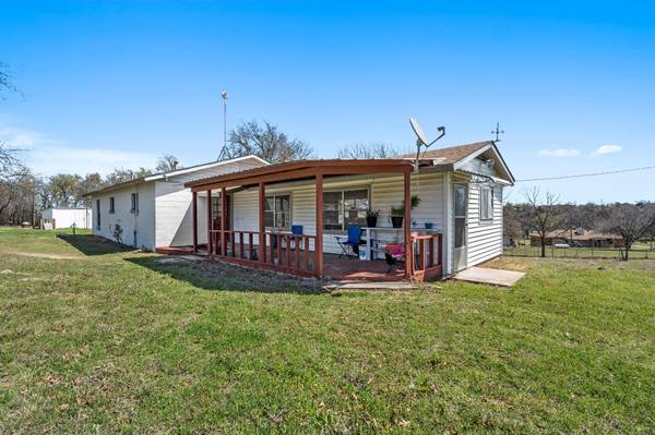 2412 Hawkins Lilly Road, Weatherford, TX 76085