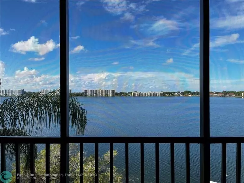 114 Lake Emerald Dr  #405, Oakland Park, FL 33309