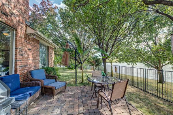 101 Ranch Trail, Irving, TX 75063