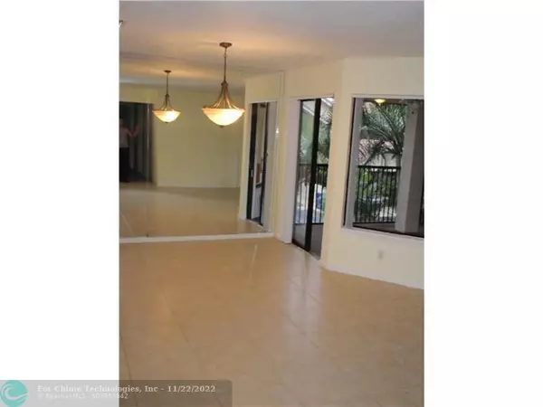 Coral Springs, FL 33071,8423 Shadow Ct  #3-9