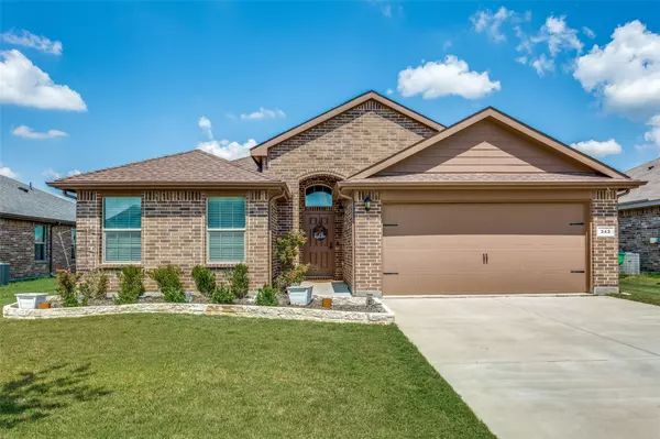 343 Clydesdale Lane, Ponder, TX 76259