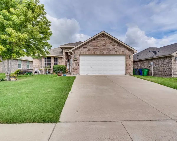 Waxahachie, TX 75165,324 Creekside Way