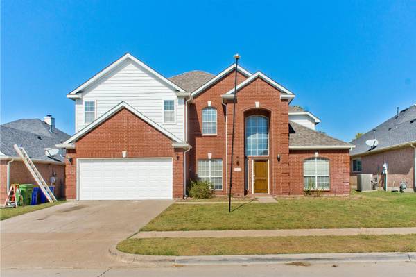 5361 Ridge View Drive, Watauga, TX 76137