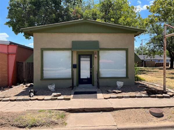 505 W Main Street, Olney, TX 76374