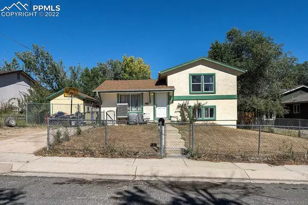 2209 Whitewood DR, Colorado Springs, CO 80910