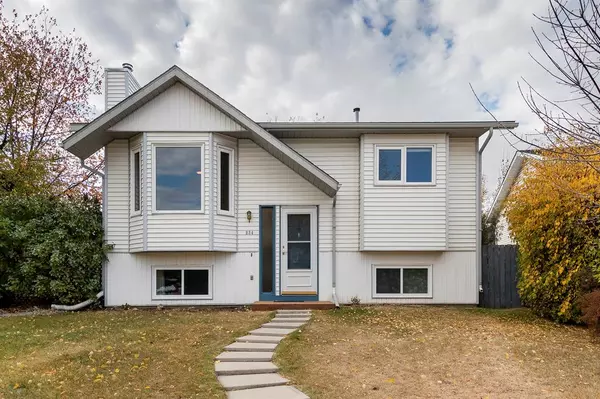 Strathmore, AB T1P 1G2,234 Maple Grove CRES