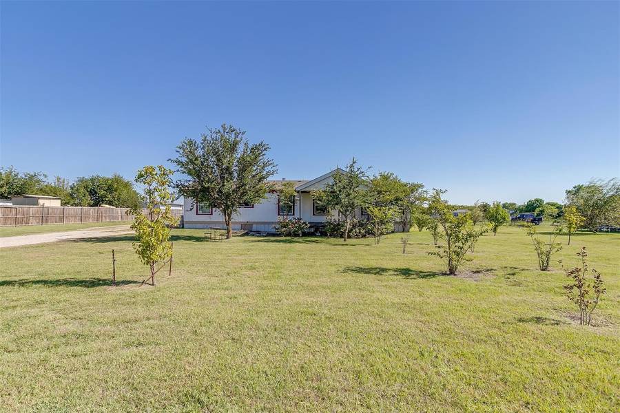 8104 Morning Fog Court, Alvarado, TX 76009