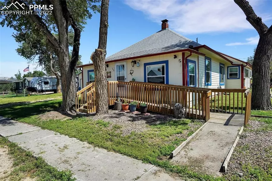 566 Golden ST, Calhan, CO 80808