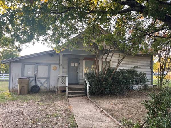 180 Grand Saline Street, Alba, TX 75410