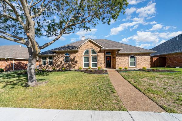 2821 Corby Drive, Plano, TX 75025