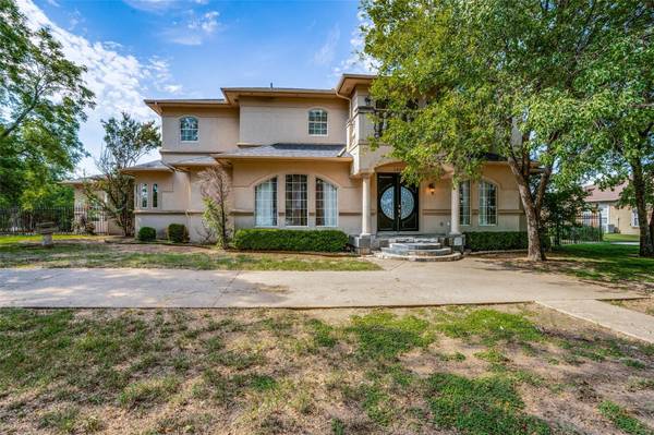 2806 Sonterra Drive, Cedar Hill, TX 75104