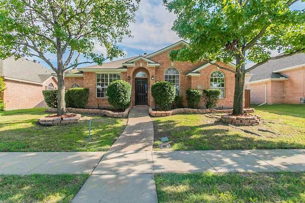 1248 Valley Oaks Drive, Lewisville, TX 75067