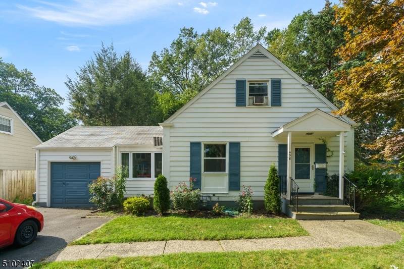 458 Oakridge Ave, North Plainfield Boro, NJ 07063