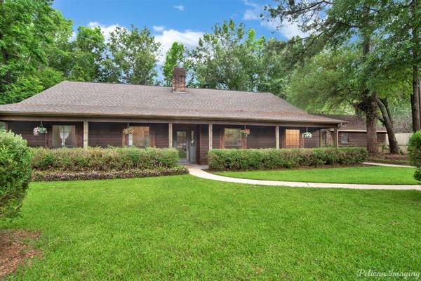 8971 Meadow Creek Drive, Shreveport, LA 71129