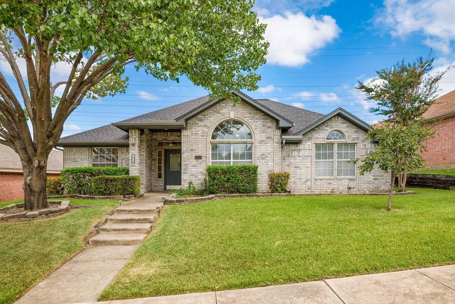 2424 Norwich Drive, Carrollton, TX 75006