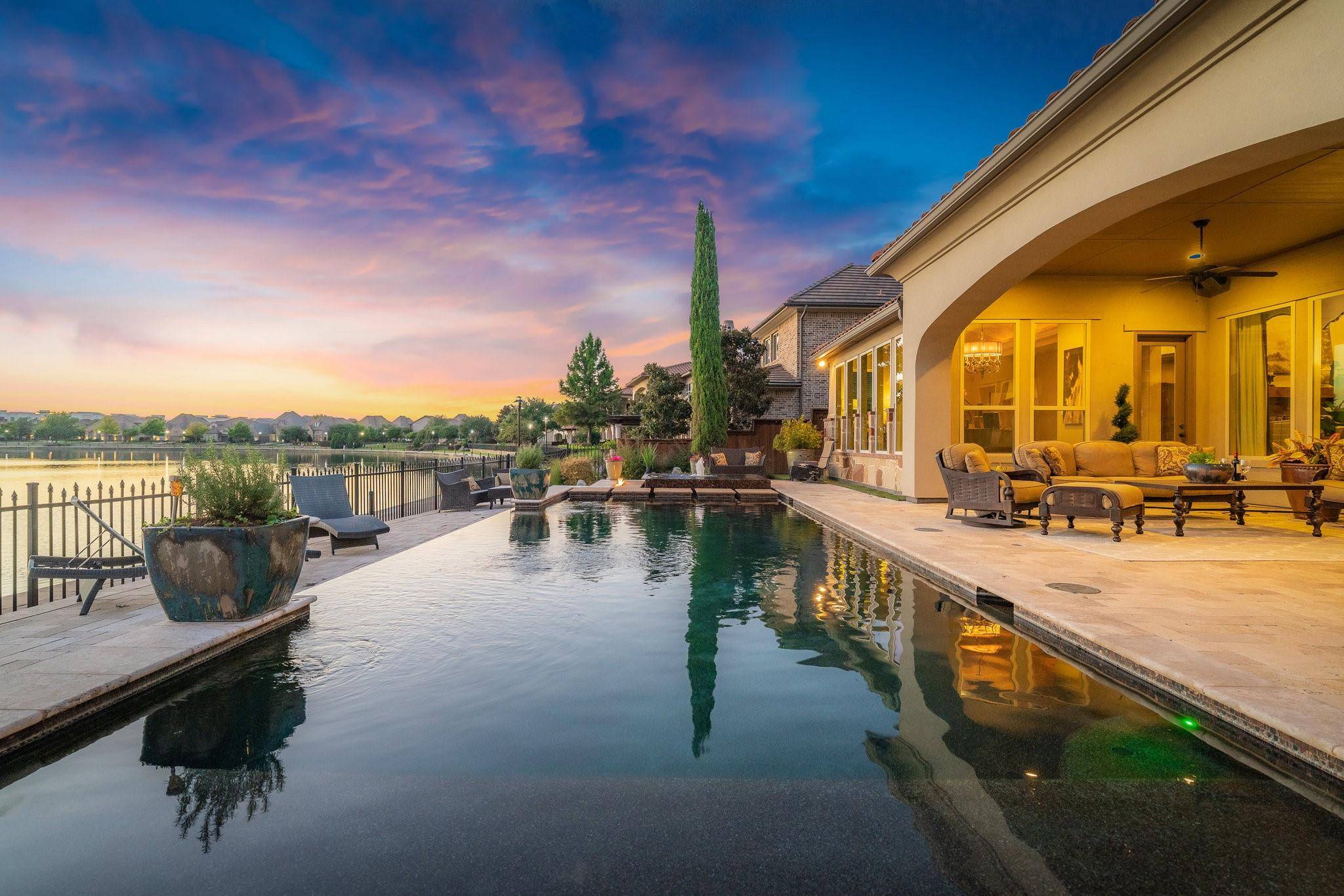 Irving, TX 75039,5751 Waters Edge Drive