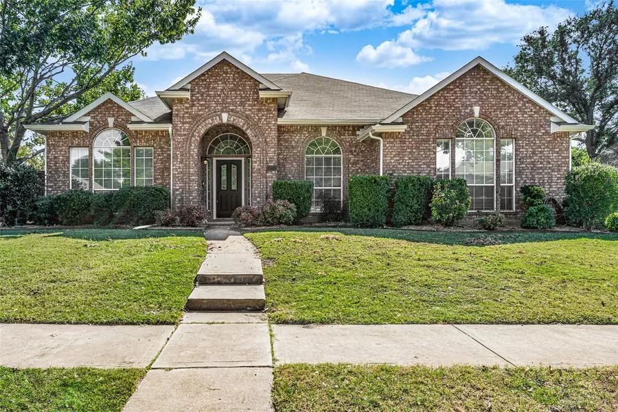 12005 Paducah Drive, Frisco, TX 75035