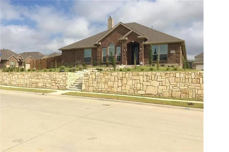 3402 Thunder Drive, Sachse, TX 75048