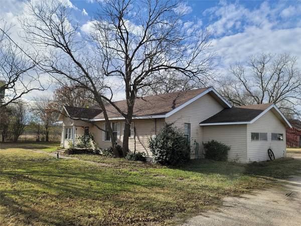 1002 Mckinney Street, Rice, TX 75155