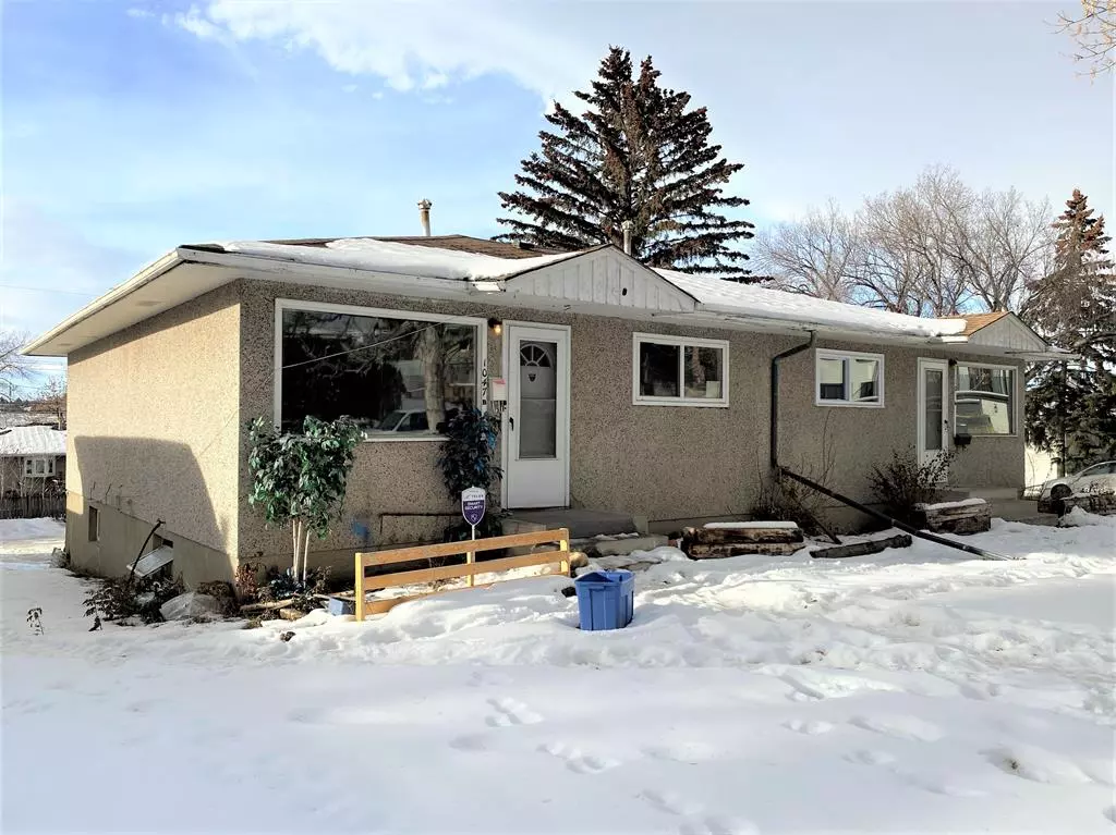 Calgary, AB T2E4T3,1047 16A ST NE