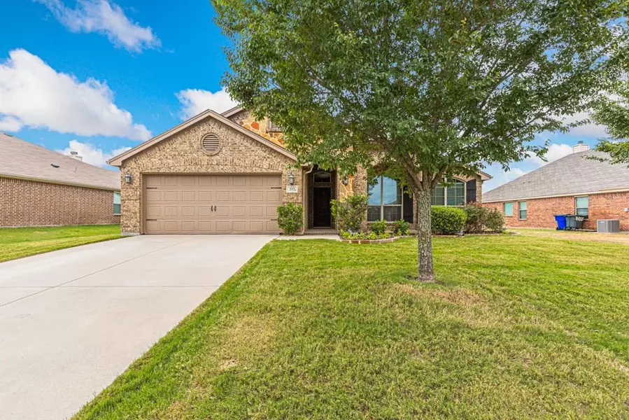 212 Wolf Drive, Forney, TX 75126