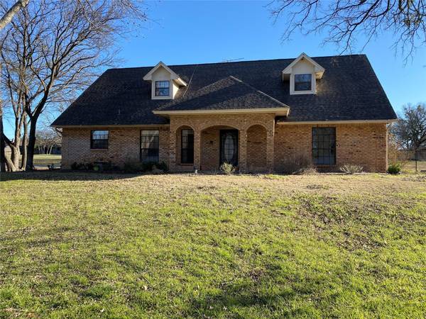 216 Live Oak Drive, Hudson Oaks, TX 76087