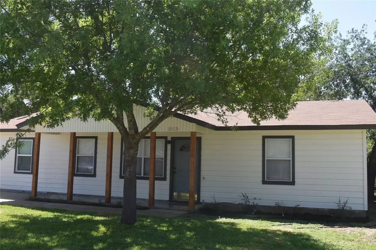 Brady, TX 76825,2113 S Pine Street