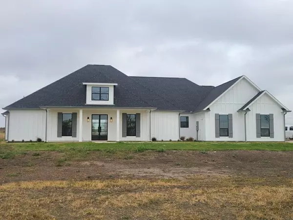 12620 Doyle Road, Krum, TX 76249