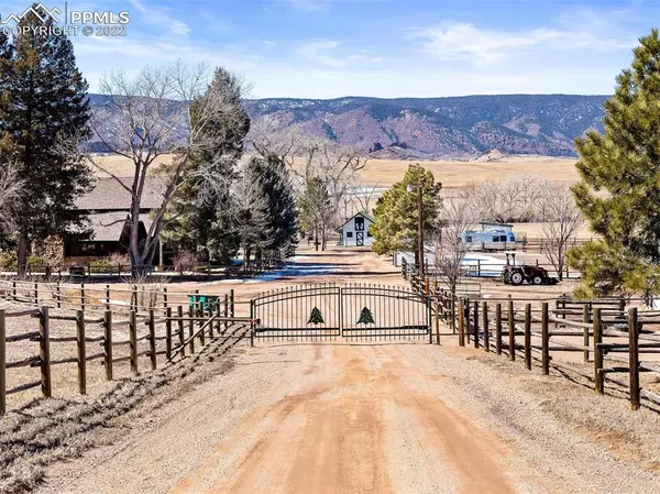 Larkspur, CO 80118,6145 S Perry Park RD