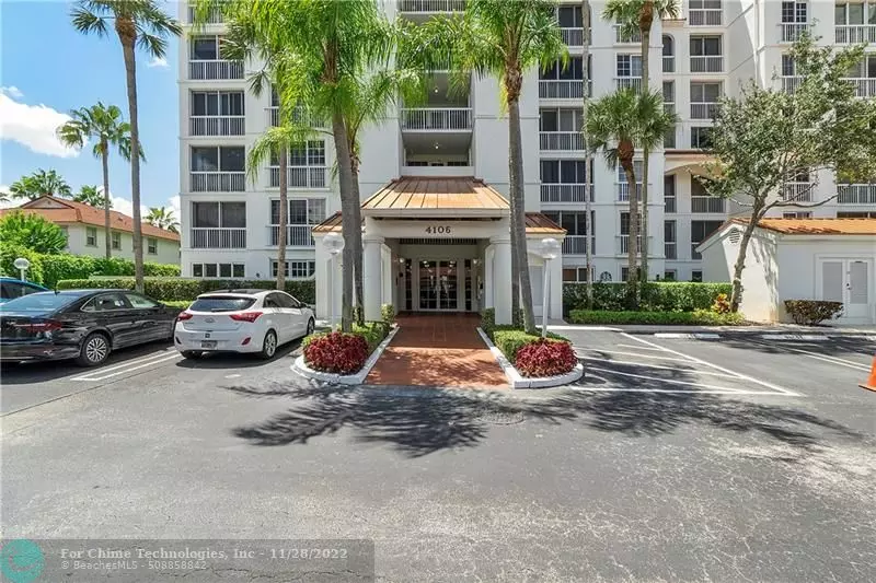 Pompano Beach, FL 33069,4106 W Palm Aire Dr  #63A